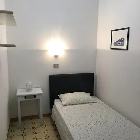 Holiday home Vacanze Torre Petrosa
