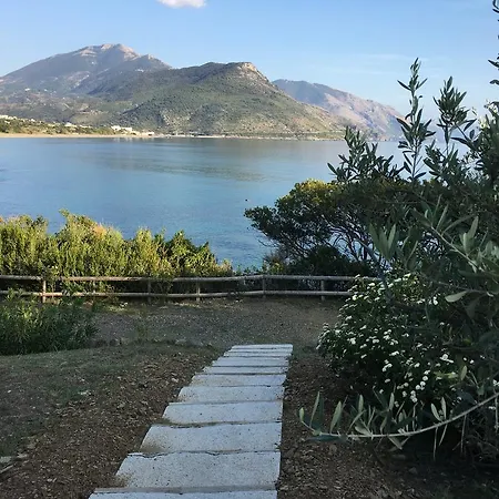 Holiday home Vacanze Torre Petrosa *