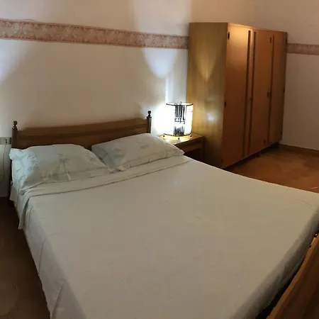 Vacanze Torre Petrosa Holiday home