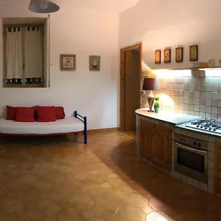 Holiday home Vacanze Torre Petrosa Villammare